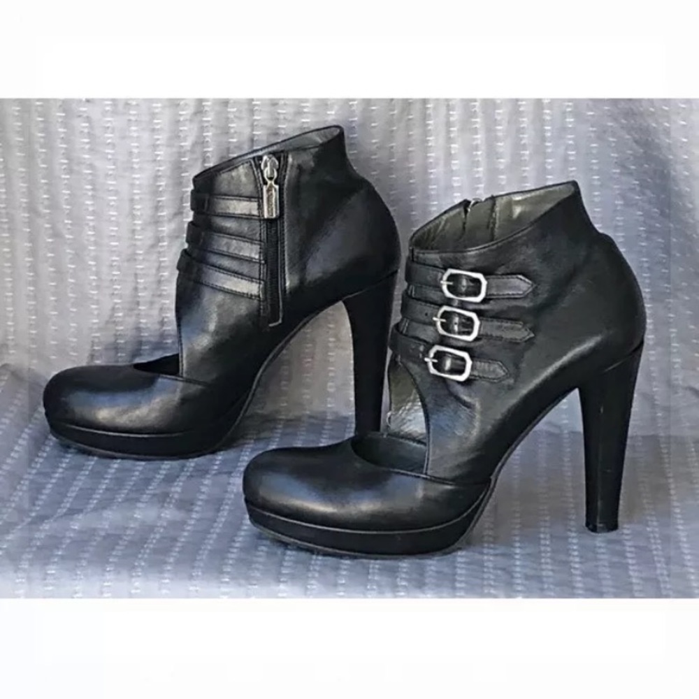 Bruno Magli Black Leather Side Buckle Booties 9.5